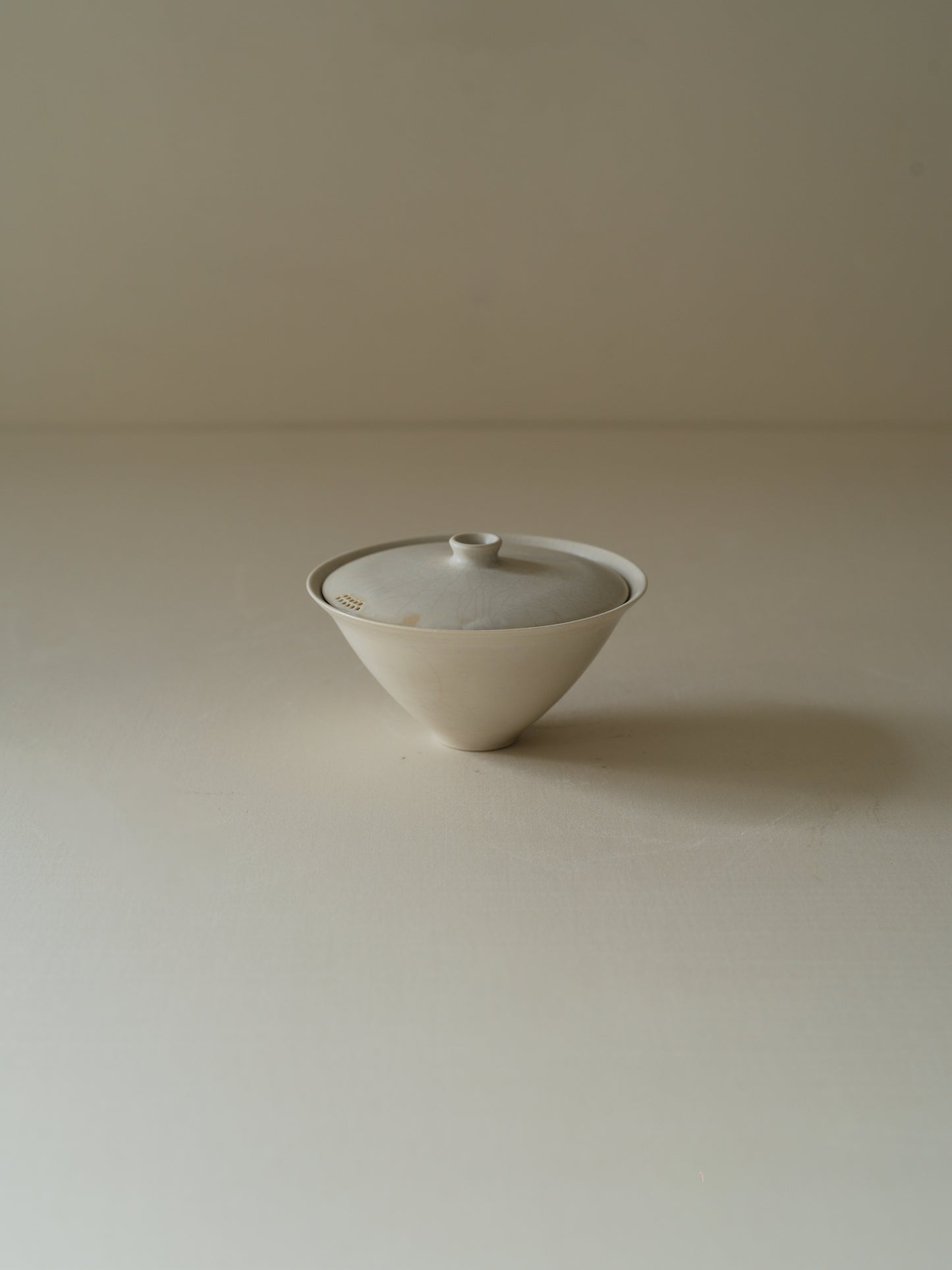 訂購_吉田香楠子_Bone white 穴あき蓋碗