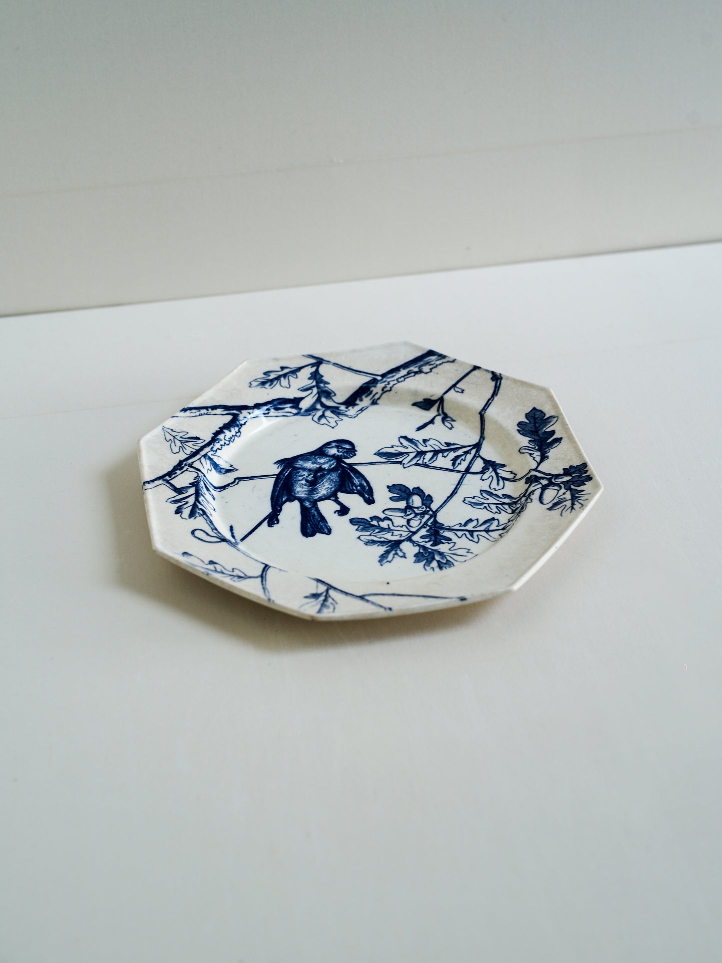 法國老花鳥八角盤 MINTON DÉPÔT Terre de fer_F
