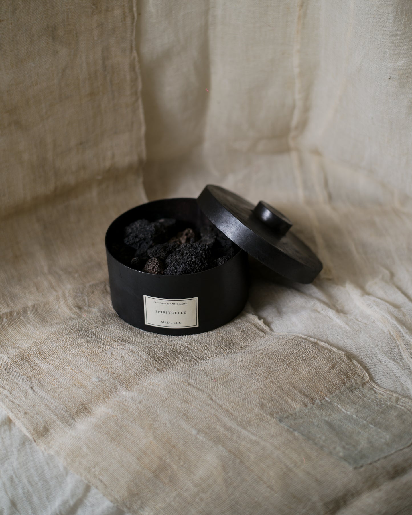 Mad et Len PPG classic diffuser volcanic rock large + 15ml essential oil POT POURRI APOTHICAIRE LAVA ROCK-GRAND