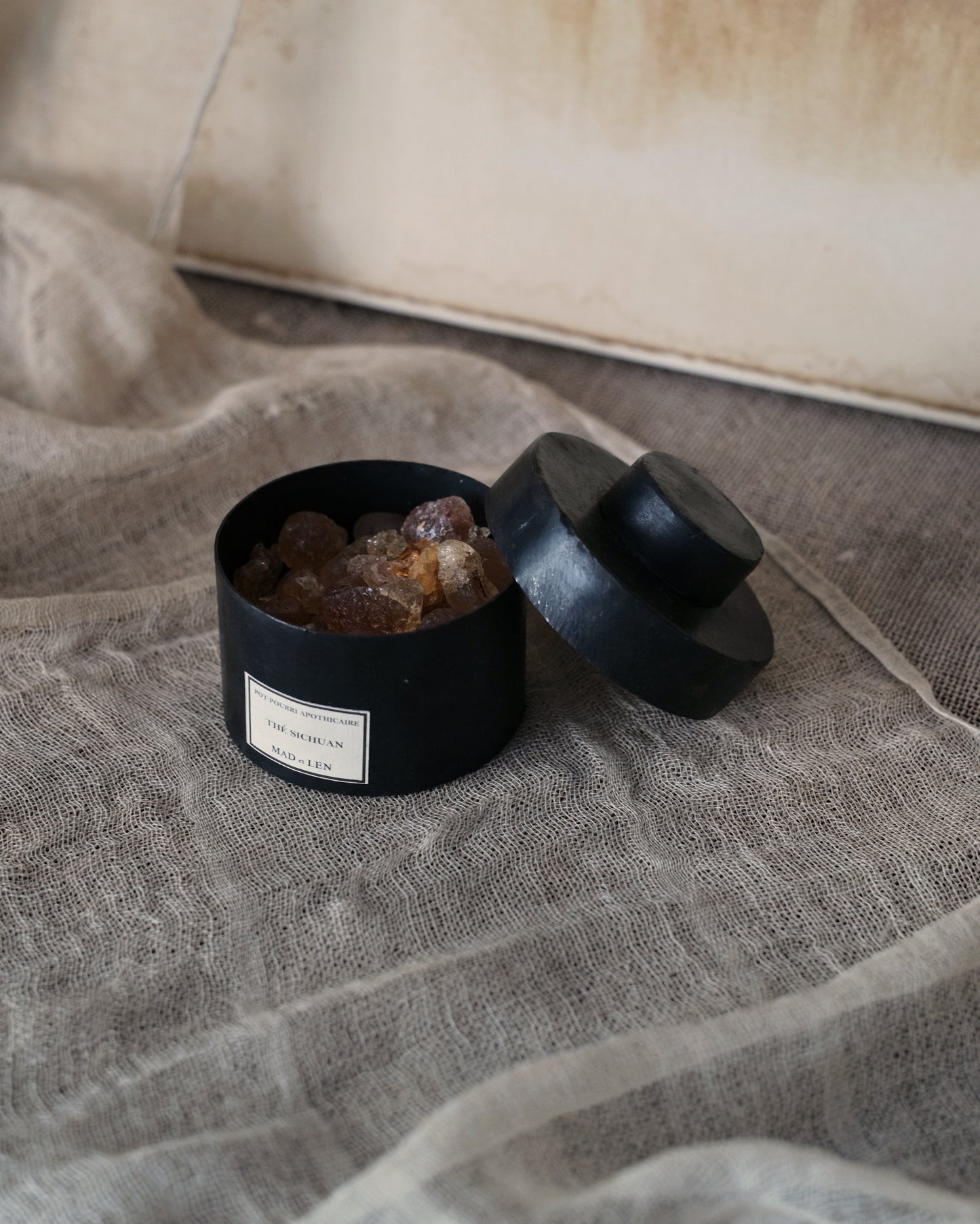 Mad et Len PPS classic diffuser volcanic rock mini + 5ml essential oil POT POURRI APOTHICAIRE LAVA ROCK-MINI