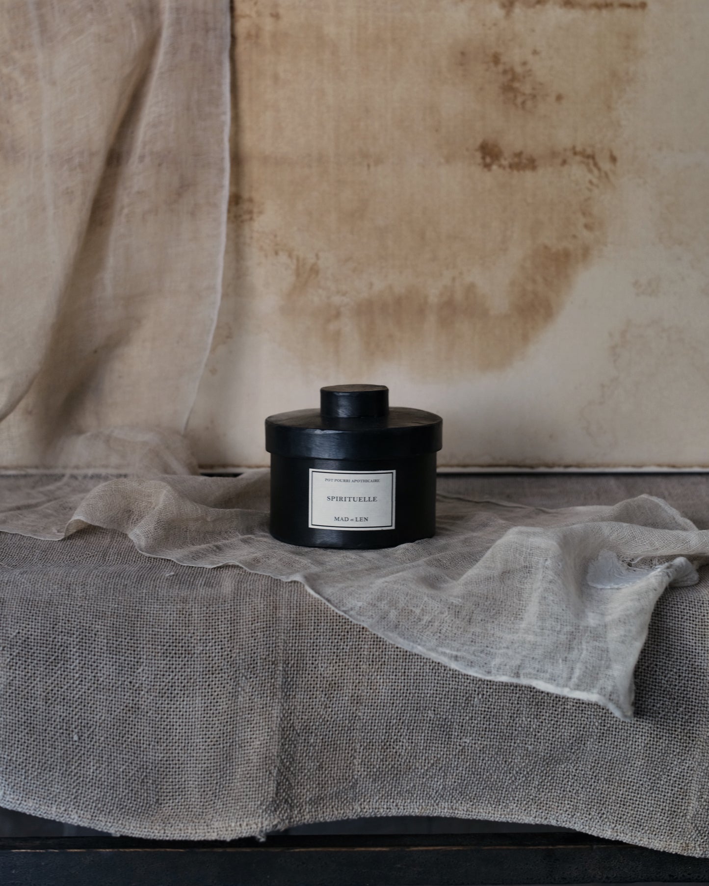 Mad et Len PAV classic diffuser amber stone small + 15ml essential oil POT POURRI APOTHICAIRE AMBRE-PETITE